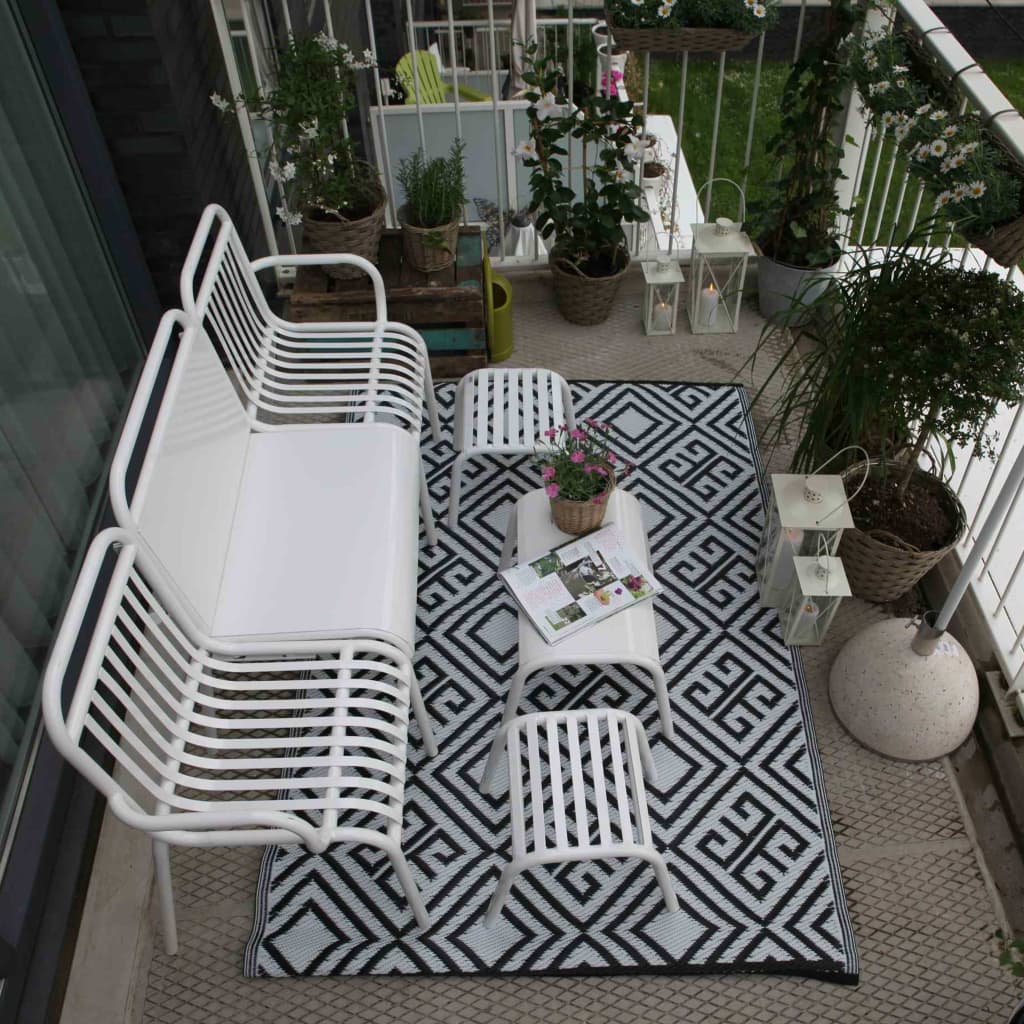 Outdoor Rug 120x186 cm Graphic OC12